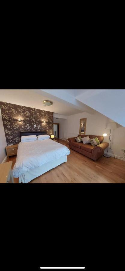 The Countryman Inn Llantrisant  Zewnętrze zdjęcie